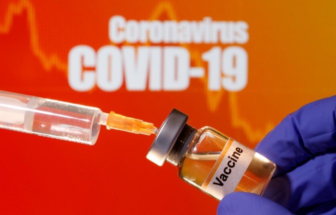 영국은 사노피와 GSK의 잠재적 코로나19 백신 6000만회 분량을 5억 파운드에 계약할 예정이라고 밝혔다. 사진=로이터