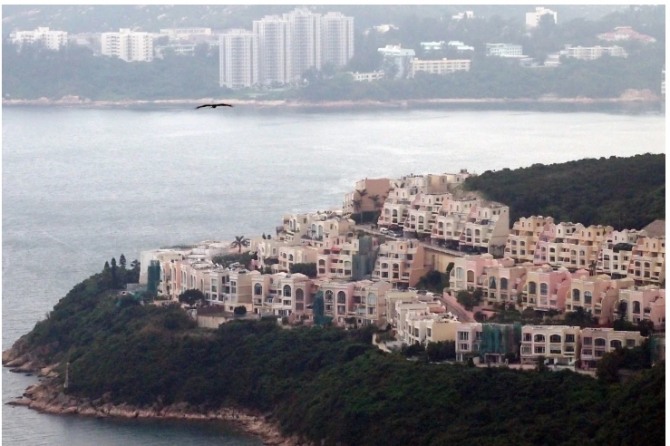 홍콩 고급 주택지 레드힐 반도에 있는 저택이 최근 국가보안법이 적용됨에 따라 우리나라 돈으로 무려 21억원이나 인하된 가격에 매매되고 있다. 사진=사우스차이나 모닝 포스트 캡처