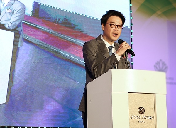 퍼플스의 김현중 대표(사진)가 미스 그랜드 코리아 조직위원장에 선정됐다고 10일 밝혔다. 사진=퍼플스
