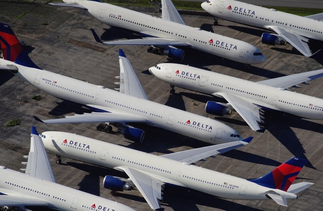 공항에 늘어서 있는 델타항공 비행기들. 사진=로이터