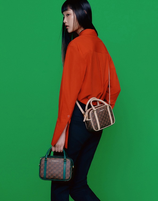 빈폴액세서리가 미니백인 '레트로 빈'을 선보인다. 사진=빈폴액세서리