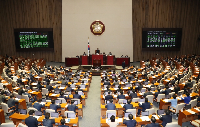 8월 4일 오후 서울 여의도 국회에서 열린 제380회 임시국회 본회의 모습. 사진=뉴시스 