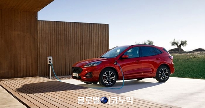 PHEV SUV 쿠가. 사진=포드 자동차