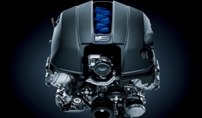 도요타가 V8 엔진 개발을 포기해 렉서스 신차의 개발에도 큰 영향을 미칠 것으로 보인다. 사진은 도요타의 V8 엔진.