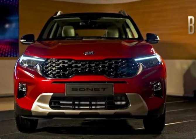 기아차 스포츠유틸리티차량(SUV) 쏘넷(Sonet)의 인도 판매 가격이 다음 달 공개됨에도 하루 동안만 6500대 이상의 예약 주문을 받았다. 사진=타임스드라이브
