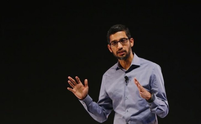 순다르 피차이 알파벳·구글 CEO가 캘리포니아 산불 사태 속에서 직원들에게 내부 비상경보시스템에 가입하라고 요청했다. 사진=로이터