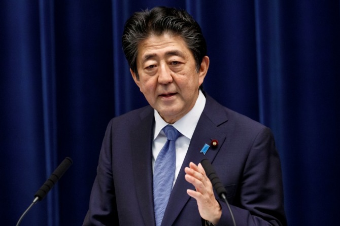 건강이상설에 노출됐던 아베 신조(安倍晋三) 일본 총리가 결국 총리직에서 물러났다. 사진=로이터