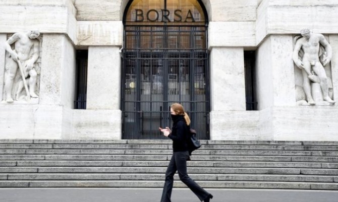 유로넥스트가 런던 증권거래소 산하의 이탈리아 증권거래소 인수 제안서를 제출했다. 사진은 이탈리아 증권거래소가 운영하는 밀라노 증권거래소. 사진=로이터