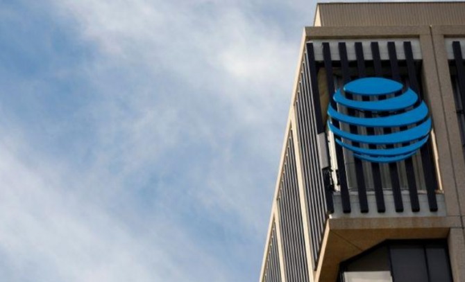 미국 캘리포니아주 파사데나의 AT&T 로고. 사진=로이터