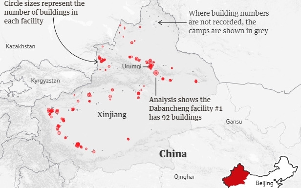 중국이 그들의 재교육 제도가 실패했음에도 불구하고 지난 2년 동안 신장 지역에 수십 개의 수용소를 추가 건설해 거의 400개에 육박하는 것으로 나타났다. 이미지=가디언