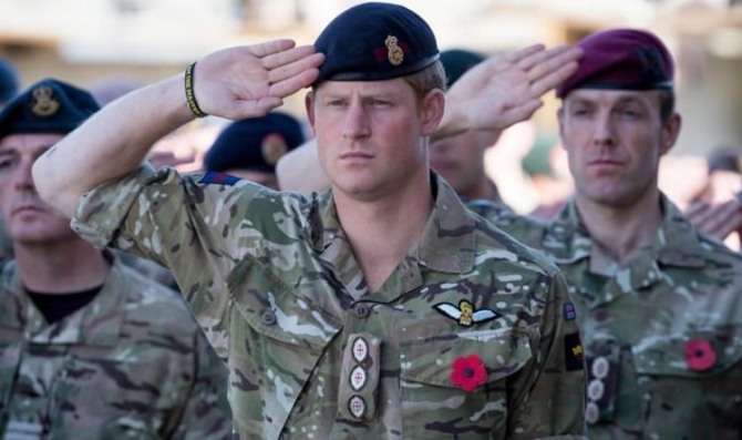 영국 왕실의 왕위 계승 서열 5위인 해리 왕자는 10여 년간의 군 생활을 마치고 지난 2015년 전역했다.