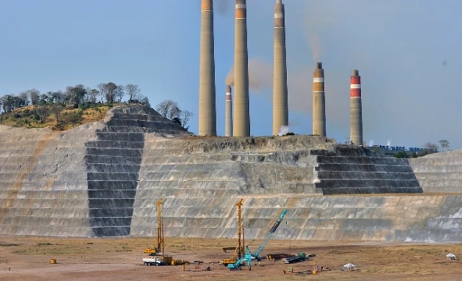 인도네시아 자바섬에 위치한 수라라야 석탄화력발전소 모습. 사진=인도네시아 뉴스매체 타가르(Tagar)  