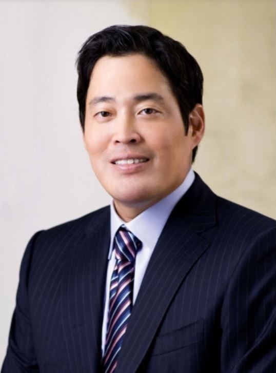 호텔 등 호스피탈리티 산업에 힘을 쏟고 있는 정용진 신세계그룹 부회장. 사진=신세계그룹