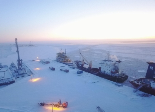 선박들이 러시아 에너지업체 노바텍 작업장에서 정박해 있다. 사진=노바텍 홈페이지