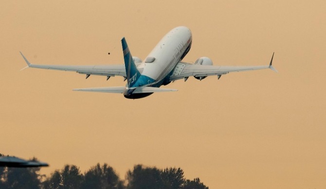 보잉이 알래스카 항공과 737맥스 판매 협상을 진행하고 있는 것으로 알려졌다. 사진=로이터