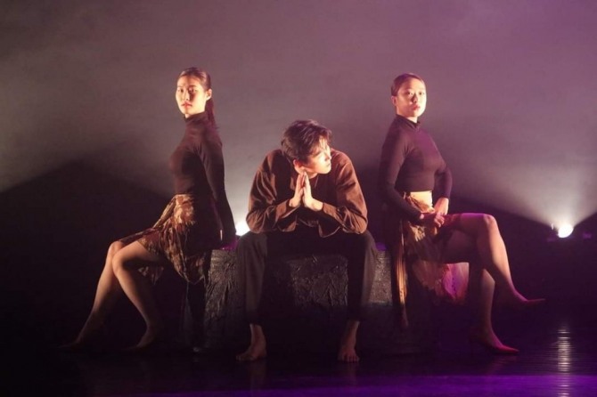 홍선미 안무의 '권율의 여자들'.