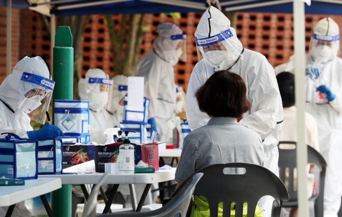 16일 서울 지역에서 신종 코로나바이러스 감염증(코로나19) 확진자 15명이 추가 발생했다. 사진=글로벌이코노믹DB