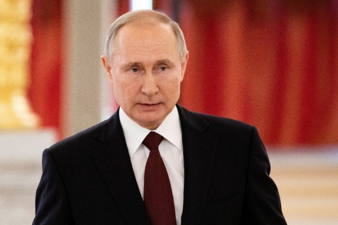 블라디미르 푸틴 러시아 대통령이 제프 베조스를 능가하는 엄청난 부를 소유하고 있다는 주장이 제기돼 주목된다. 사진=글로벌이코노믹 DB