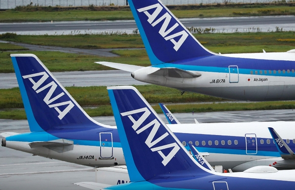 도쿄국제공항에 계류중인 ANA의 항공기들. 사진=로이터