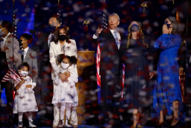조 바이든 대통령 당선인은 미국은 단합하는 나라라며 무엇이든 할 수 있다고 강조했다. 사진=로이터