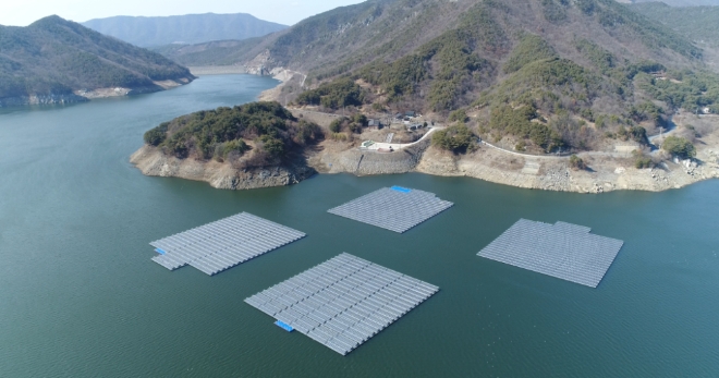 한국수자원공사의 충남 보령댐 수상태양광발전 설비 모습. 사진=한국수자원공사 