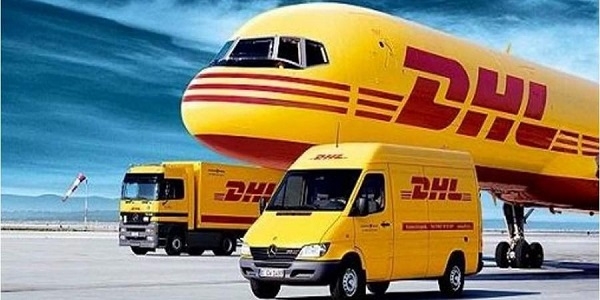 DHL익스프레스의 각종 운송편들. 사진=DHL익스프레스 사이트 캡처