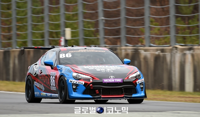 KSR-GT 5R 결승 2위를 차지한 송형진. 사진=글로벌이코노믹 김현수 기자