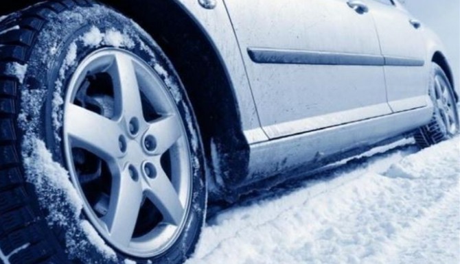 날씨가 추워지면 자동차 성능이 저하된다.