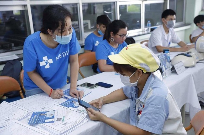 베트남의 의료사업이 급성장하고 있다. 의료 스타트업 기업들이 원격진단, 보험과 의료업무 디지털화를 지원하고 있다.