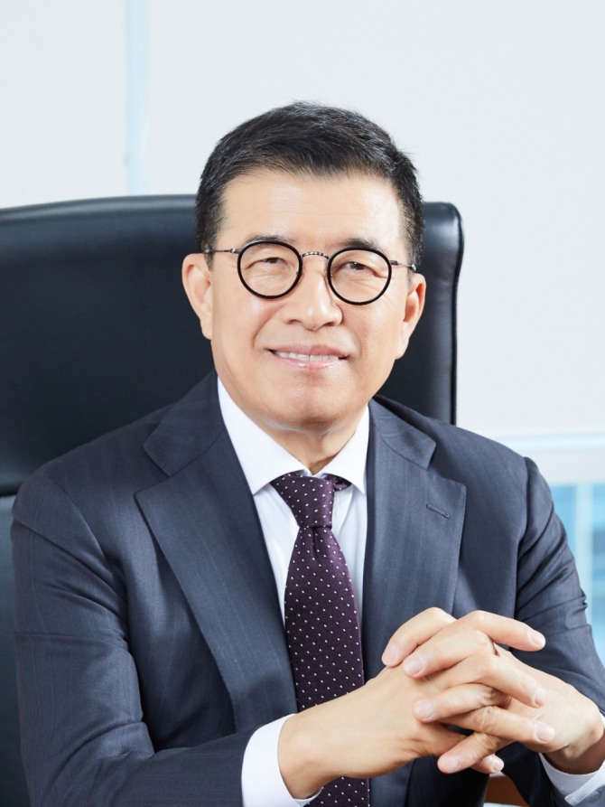 강석희 대표이사는 신뢰를 바탕으로 HK이노엔의 도약을 이끌고 있는 CEO다. 사진=HK이노엔