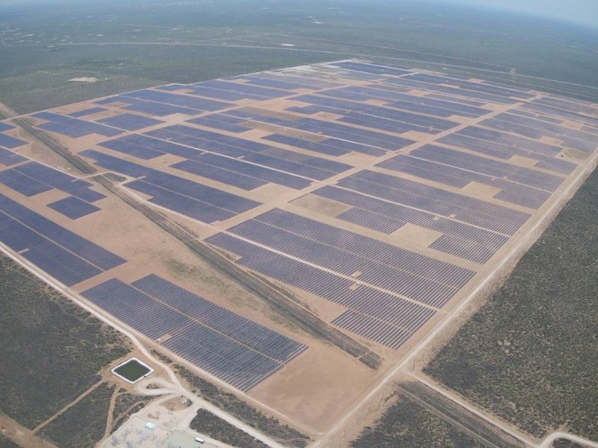 한화에너지가 올해 8월 미국 텍사스주 108MW 태양광 발전소를 완공했다. 사진=한화에너지