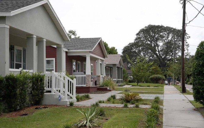 미국 주택가격 지수가 6년여만에 최대폭으로 상승했다. 