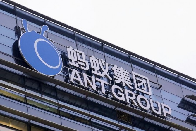 중국 4개 금융 규제 당국은 지난달 2일 마윈과 앤트그룹 경영진을 소환했고, 하루 만에 앤트그룹의 상장을 중단시켰다. 사진= 로이터