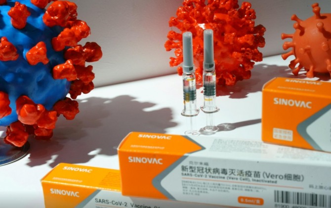 중국 제약사 시노백이 개발한 코로나 백신. 사진=로이터
