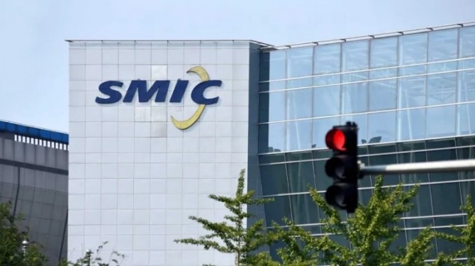 中 반도체 기업 SMIC가  대만 TSMC 출신 임원과 엔지니어에 대한 높은 의존도와 집안싸움으로 내홍을 겪고 있다. 사진=하드존