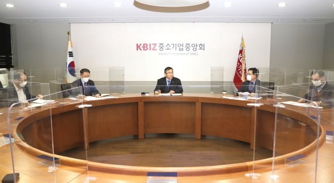 중소기업중앙회는 지난 22일 서울 여의도 중기중앙회관에서 중소기업 규제개혁·정책협의회(협의회) 출범회의를 가졌다. 사진=중기중앙회