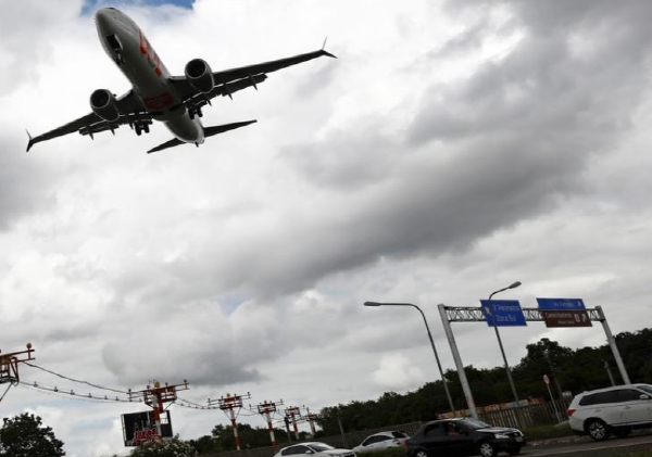 브라질 포르투 알레그리 시의 사우가두 필류 국제공항에서 이륙한 보잉 737맥스. 사진=로이터