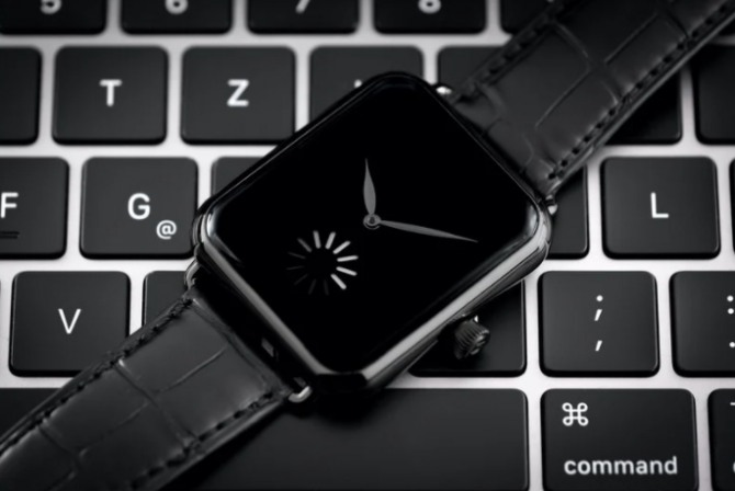 하인리히 모저앤씨의 애플 워치 스타일 기계식 손목시계. 사진=하인리히 모저앤씨