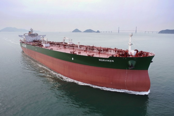 DNV(선급 인증 감리기관)는 원유운반선(VLCC)의 암모니아 연료 추진 선박의 개조 비용을 264억 원으로 추산했다. 사진=삼성중공업
