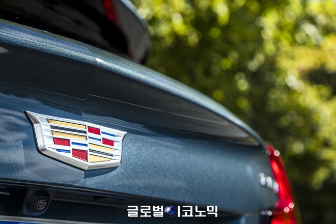 캐딜락 SUV 'XT4'. 사진=캐딜락