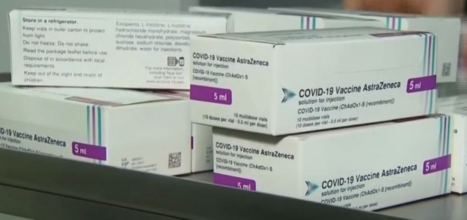 식품의약품안전처가 '한국아스트라제네카코비드-19백신주(국내 제품명)'를 국내 첫 백신으로 허가했다. 사진=아스트라제네카