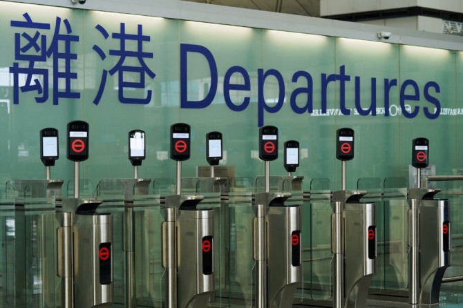 홍콩국제공항의 출국 개찰구. 사진=롣이터