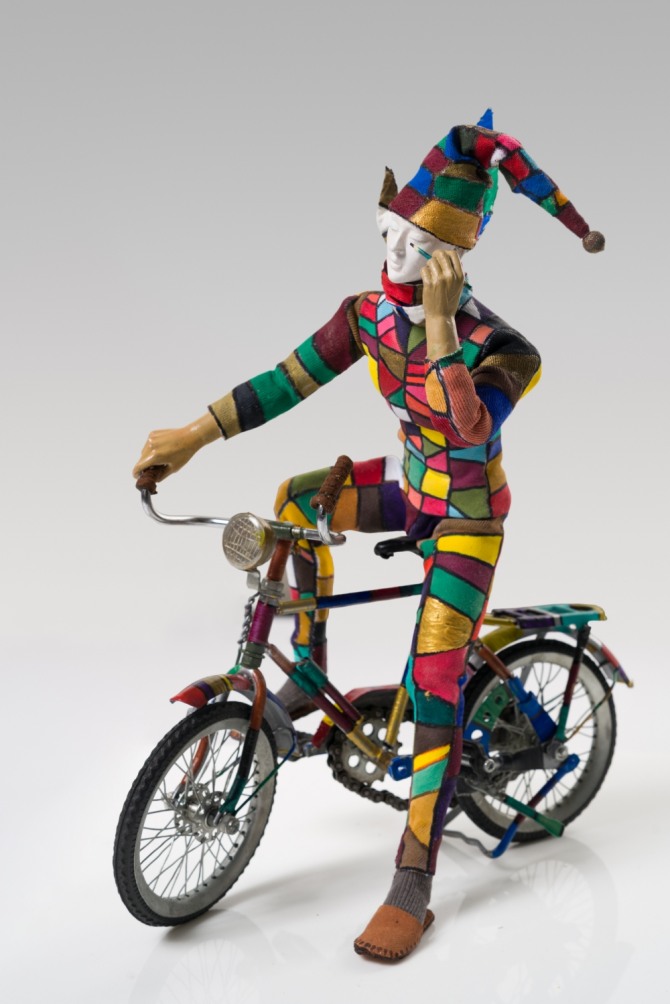 한신영 작, Pierrot-Bicycle, 46.0x39.5, mixed media, 2018