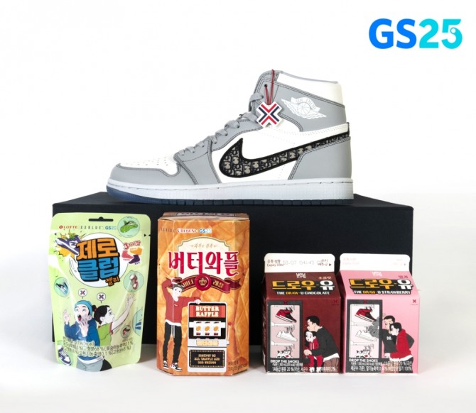 GS25는 MZ세대의 스니커즈 문화를 반영한 제품을 판매하고 있다. 사진=GS25