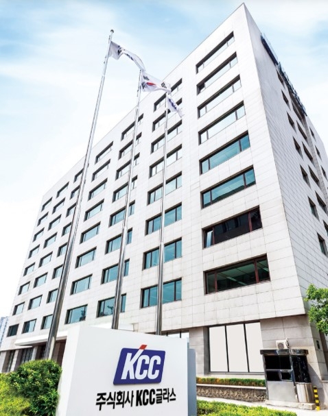 서울 서초구 잠원동의 KCC글라스 본사 전경. 사진=KCC글라스 홈페이지