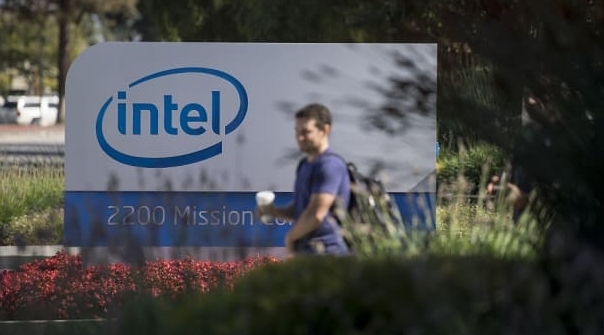 인텔이 네덜란드 VLSI테크놀로지와의 특허 분쟁에서 패해 22억 8000만 달러의 배상금을 물게 됐다. 사진=CNBC