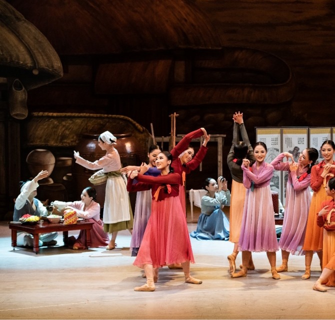 전효정 안무의 창작발레 '흥부와 놀부'