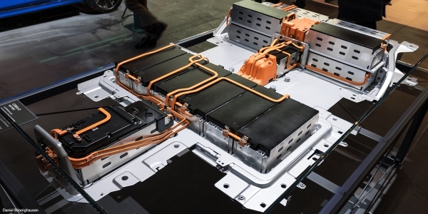 한국 배터리 3총사는 물론 유럽에서도 차세대 배터리인 전고체 배터리 개발에 사활을 걸고 있다.