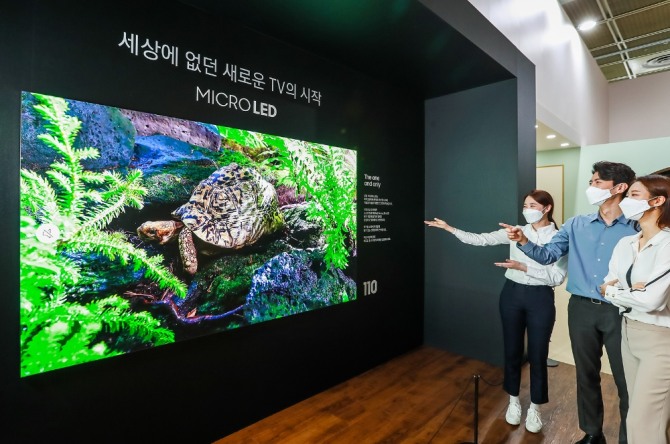 삼성전자가 21일부터 23일까지 서울 코엑스(COEX)에서 열리는 ‘월드 IT쇼 2021(World IT Show 2021)’에 참가해 보다 나은 일상을 선보인다. 사진=삼성전자