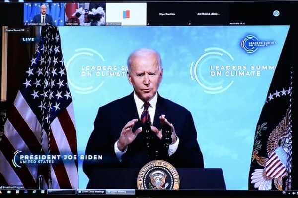 조 바이든 미국대통령은 22일(현지시간) 기후변화 정상회담에 참가한 국가 및 지역 정상들에게 온실가스 배출삭감을 촉구했다. 사진=로이터